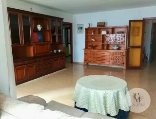 Bright Apartment with Circular Terrace and Potential in the Urban Center of Puerto Pollença — photo 3
