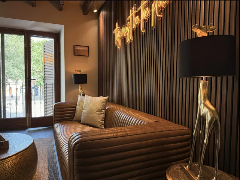 Exclusive designer apartment on the 1st floor, at the market square of Llucmajor — photo 2