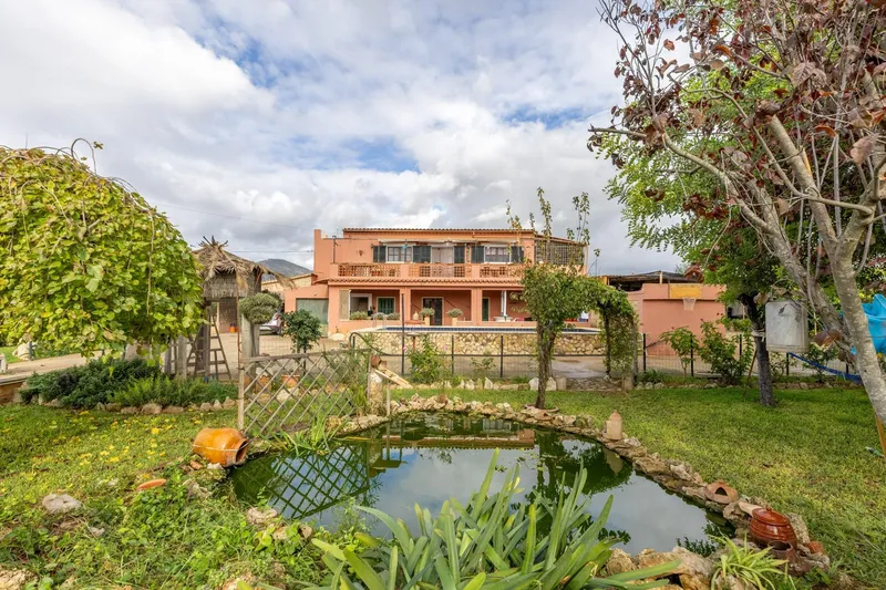 Unique Opportunity in Santa María, Mallorca! Rustic Estate with Two Independent Dwellings and Pool — photo 1