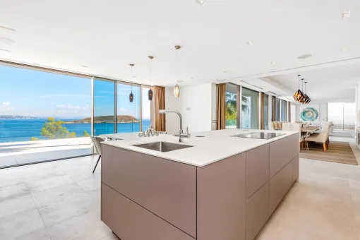 Cala Vinyes, Modern villa on the seafront with luxurious design and sea access in Cala Vinyes — photo 11