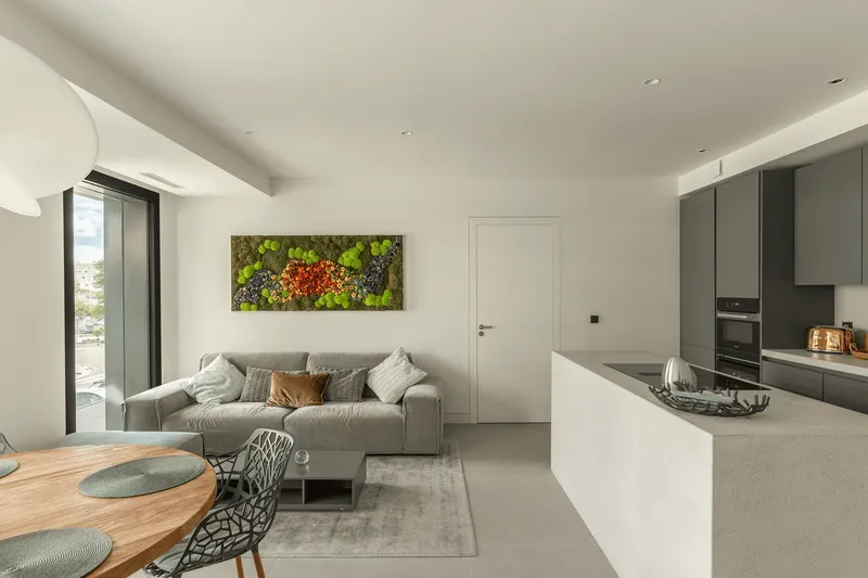 Modern 2-bedroom apartment with terrace in Nou Levant — photo 2