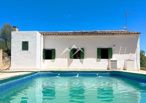 Estate in Calle de Ciutat, Puigpunyent — photo 2