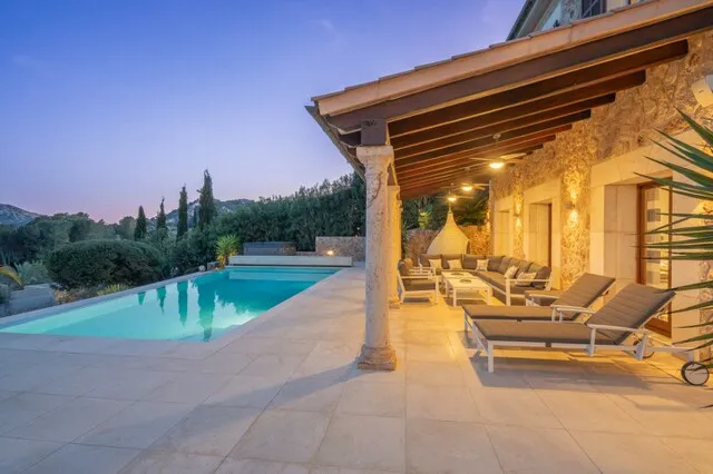 Luxury villa with rental license for sale in Pollensa, north Mallorca — photo 7