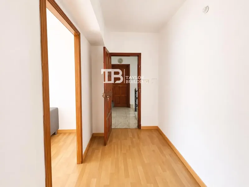 Taylor Building Real Estate presents bright flat with great potential in El Terreno, one of the areas with the most growth potential in Palma. — photo 11
