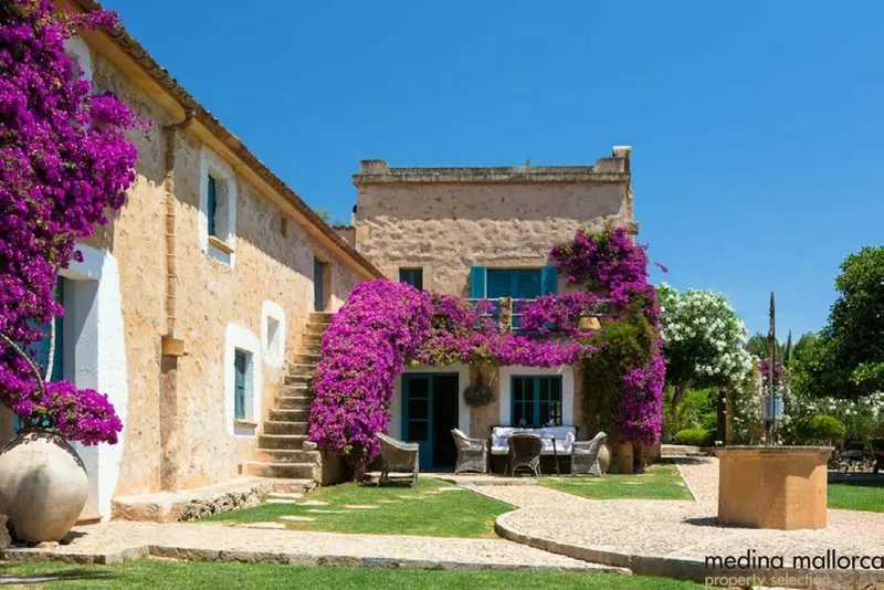 Beautiful finca with several buildings in Manacor — photo 2