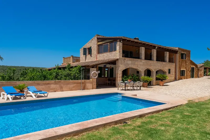 Large estate with two fincas, two pools and ETV near Artà — photo 2
