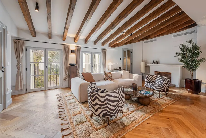 Top quality apartment for sale in Palma Casco Antiguo with private terrace and sunny terraces — photo 2