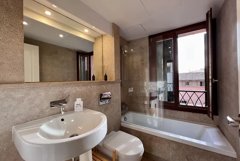 Penthouse with terrace and garage in the old town of Palma — photo 8