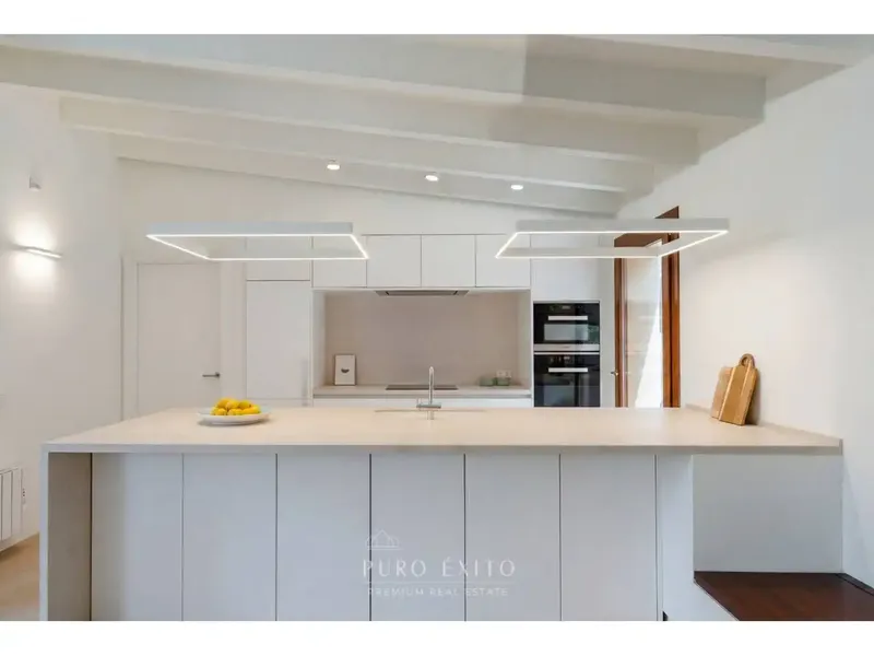 Located in the heart of the Sierra de Tramuntana, a UNESCO World Heritage Site, this property offers an exceptional combination — photo 12