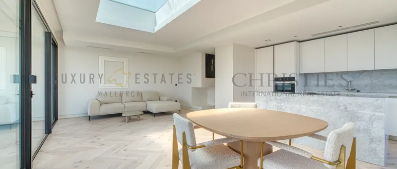 New build penthouse in Palma with partial sea views — photo 4