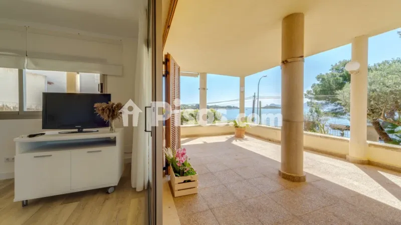 Apartment on Camí de l'Alcanada — photo 2