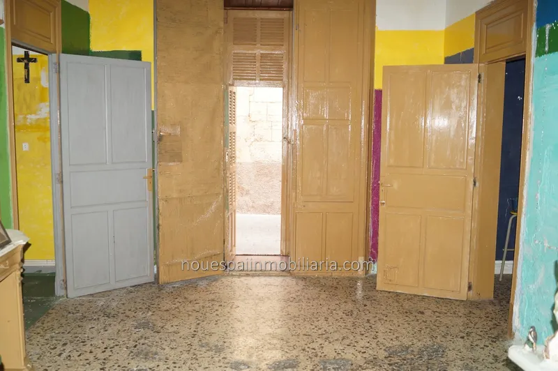 Town house in Muro — photo 7