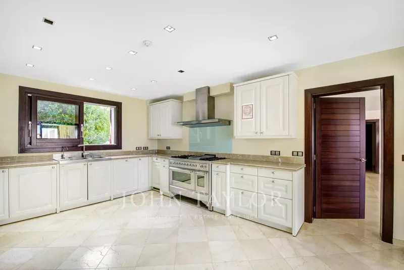 Villa for Sale in Cas Català — photo 10