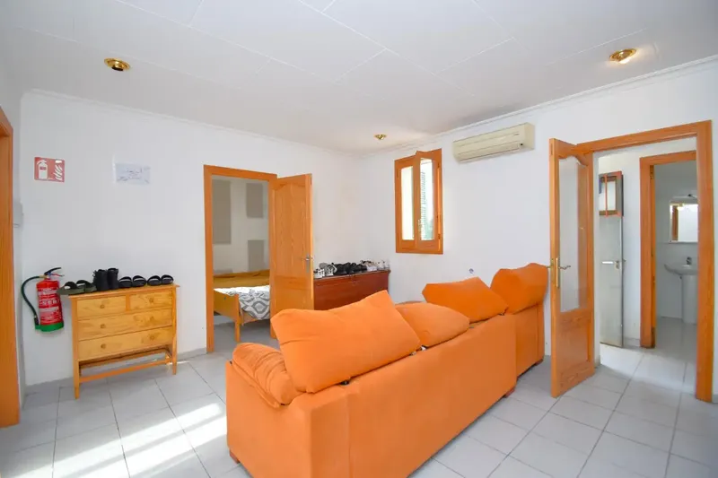 Fantastic Mallorcan house with garage and patio in Muro — photo 11