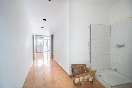 Business Premise - Palma de Mallorca (Nou Llevant), Built Surface 70m² — photo 8