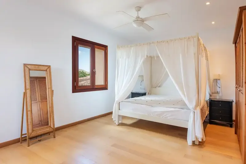 This beautiful stone finca for sale near Cala Murada, built in 2014 on 26,258 m² of land with sea views — photo 11
