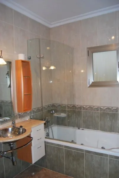 Ground-level village house with underfloor heating and courtyard in Son Macia -- DH 65a — photo 6