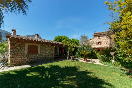 Sóller: Traditional Mallorcan finca in perfect condition on the edge of Sóller — photo 2