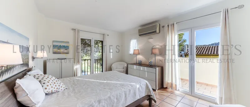 Well-kept terraced house in Camp de Mar on the golf course — photo 8