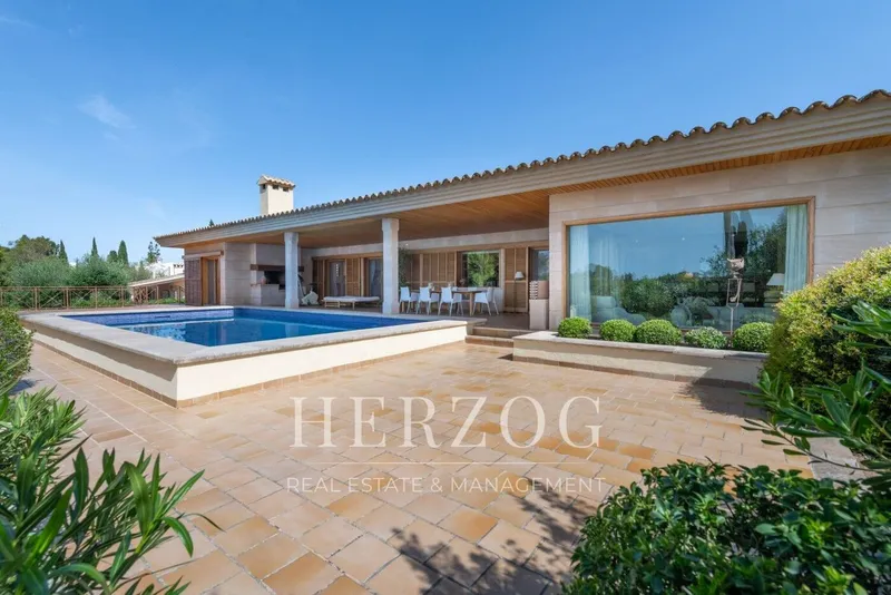 Mediterranean villa with sea views, pool and guest house near Palma — photo 12