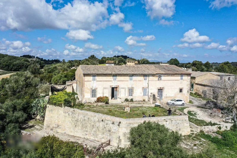 Jewel in the Countryside - Huge Plot with Large Finca in Porreras — photo 11
