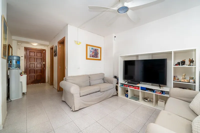Flat in Palma de Mallorca (Cala Major) with 67 m², 2 bedrooms, 1 bathroom, and lift — photo 1