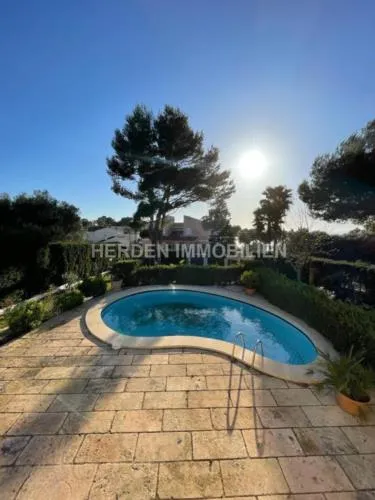 Fantastic villa on the south coast in Bahia Azul, Mallorca, available to rent — photo 3