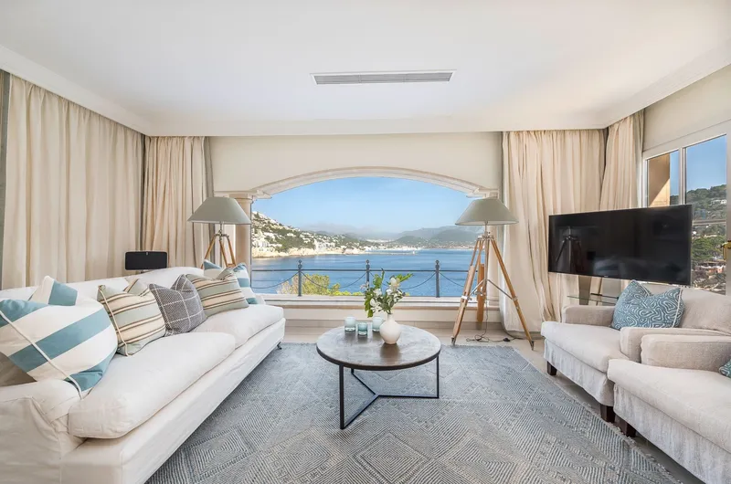 Villa with sea access and private dock in Port d'Andratx for rent — photo 11