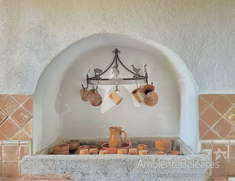 Authentic finca property with Mediterranean flair — photo 9