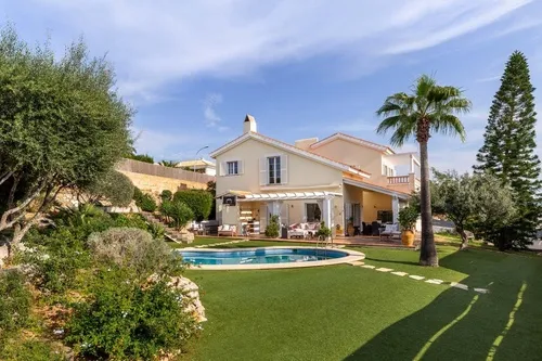 Mediterranean villa in Nova Santa Ponsa — photo 1