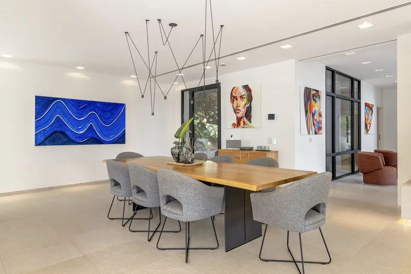 Exclusive luxury villa in modern architectural style in Santa Ponsa — photo 8
