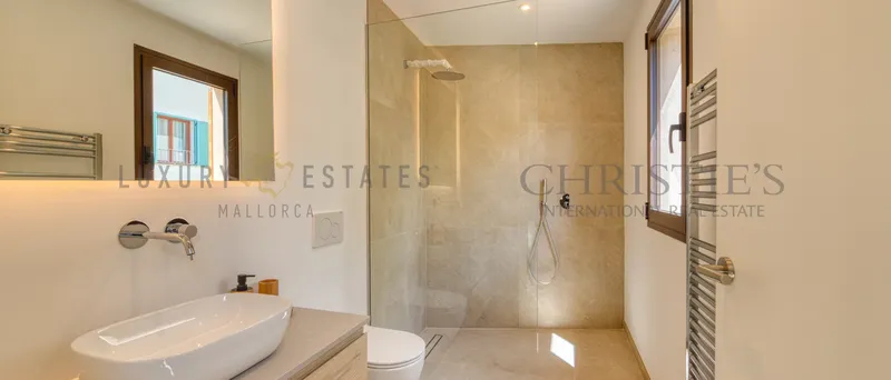 New build villa in Calvia with pool and far-reaching views near the village center — photo 11