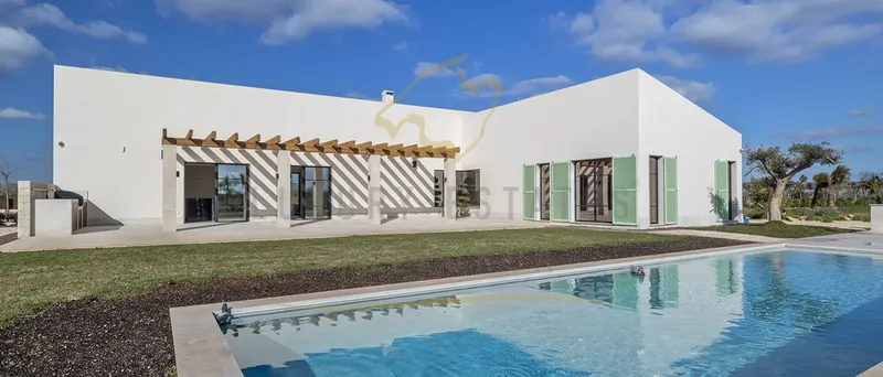 Brand new modern sunny luxury finca in Campos with pool — photo 1
