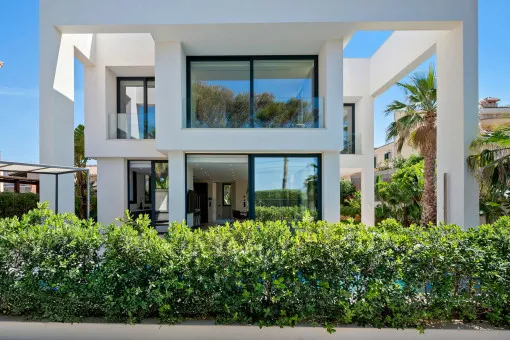 Port Adriano, luxury newly built villa with sea views and saltwater pool, in the Port Adriano marina — photo 4