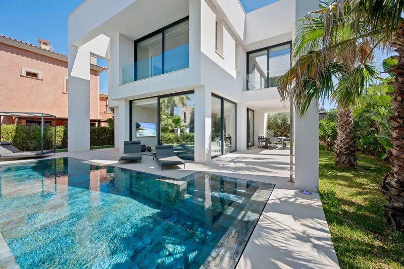 Exclusive and modern luxury villa with sea views in El Toro, Calvia — photo 3