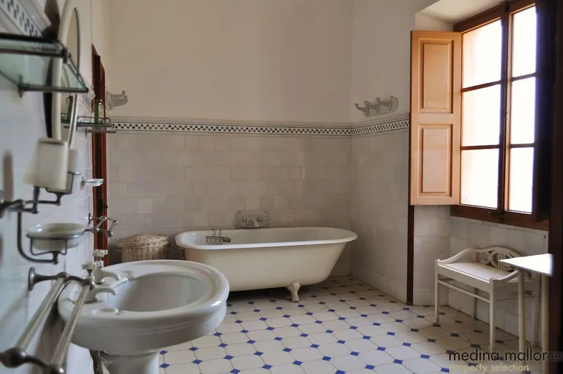 Important Mallorcan estate a few km from Palma — photo 9