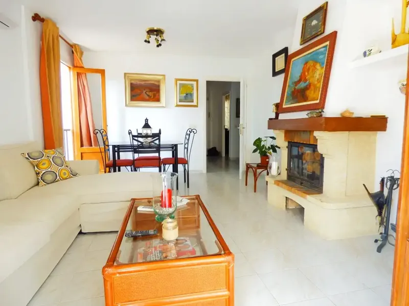 Muy bonito apartamento en el puerto deportivo Club Na&uacute;tico de Santa Ponsa. Este hermoso apartamento tiene aproximadamente 70 m2 de su — photo 4