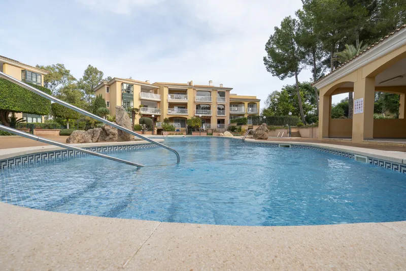 Renovated terraced house for sale in Santa Ponsa with communal pool — photo 2