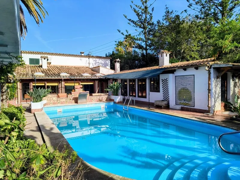 Exclusive chalet with large plot in the S'Iller Urbanization - Privacy and luxury in the north of Mallorca — photo 2