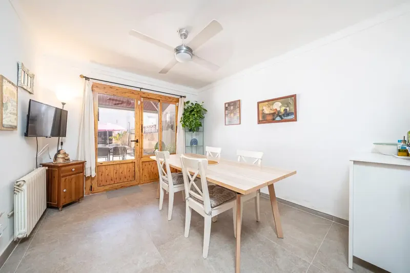 This chalet in Es Pelats is an excellent opportunity in Mallorca. From gestpropiedad, a real estate agency specialized in the area, we present a — photo 4