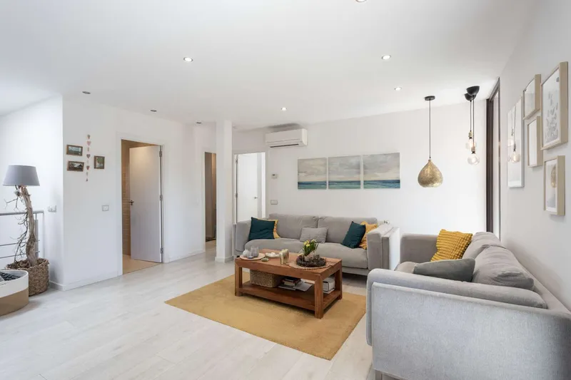 Villa for sale near the beach in Santa Ponsa — photo 8