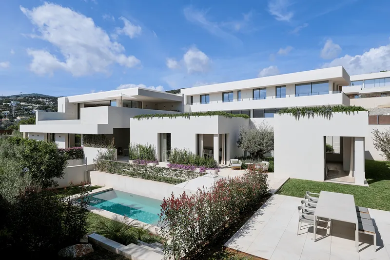 Villa with pool and sea views in Portals Nous — photo 2