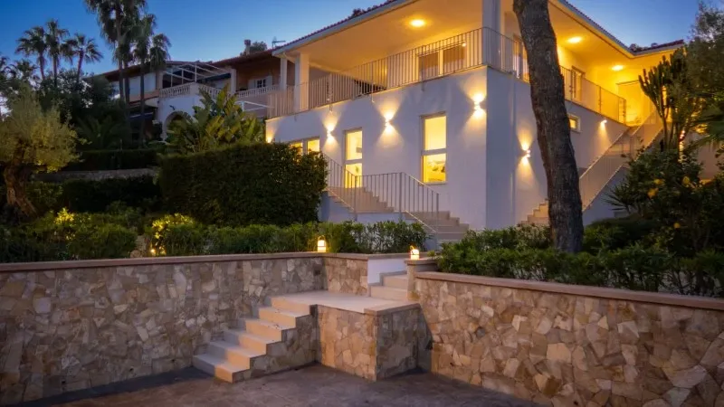 Elegant villa in the preferred residential area of Sol de Mallorca — photo 6