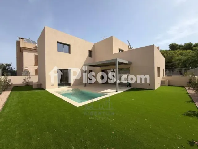 Terraced house in Son Servera — photo 1