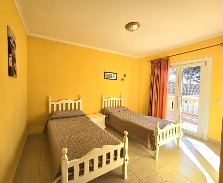 Villa in Sa Coma - with holiday rental license, pool and privileged location — photo 10