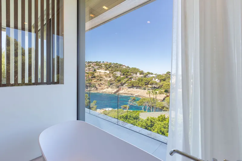 Unique architect villa with sea access and highest living comfort — photo 11