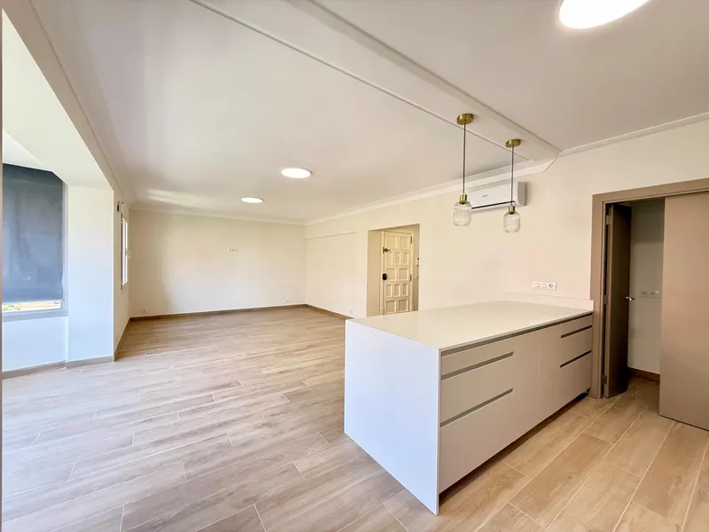 Apartment for sale in Avenidas area, Palma de Mallorca — photo 5