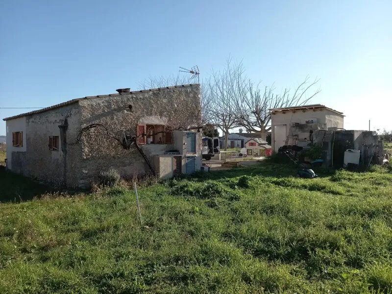 If you are looking for a corner in the middle of nature to enjoy the countryside with all comforts, this rustic finca in Algaida is an excellent — photo 1