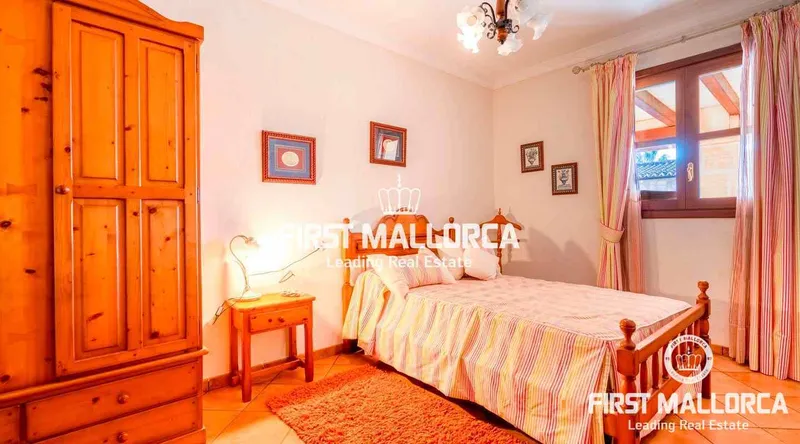 Real estate picture 0 Ref. No. 68268 — photo 10