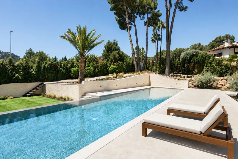 Exclusive designer villa with top equipment in a prime residential area — photo 4